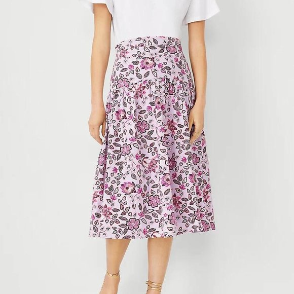Ann Taylor Dresses & Skirts - Ann Taylor Floral Gathered Yoke Midi Skirt New